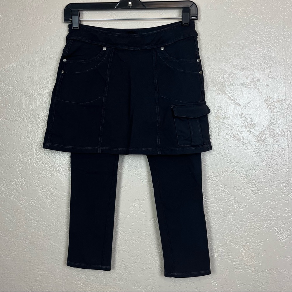 ATHLETA Bettona 2 in 1 Capri Skirted Legging Skort Black Size‎ XSmall